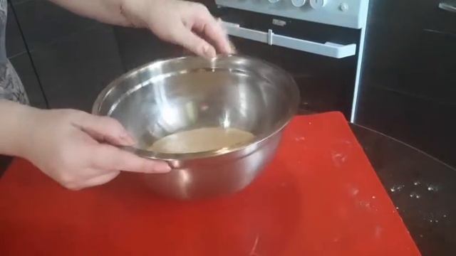 Сдобные булочки с начинкой из маршмеллоу. Сладкая выпечка! #выпечка#булочки#готовимдома#