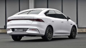 Китайский автомобиль BYD Qin PLUS DM-i 2022 год. Авто обзор.