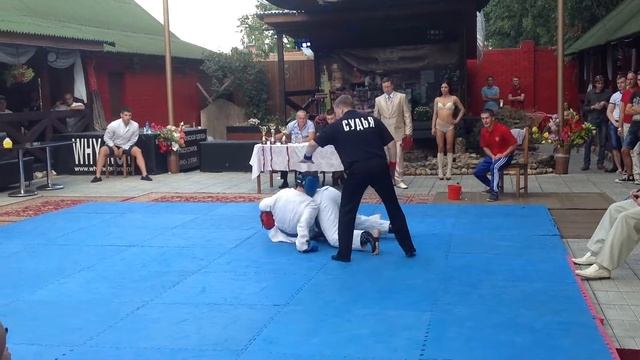 Эйгель Степан (синий пояс). СПК "ЯРОПОЛК". Шоу боёв в г. Солнечногорск, август 2014 г.