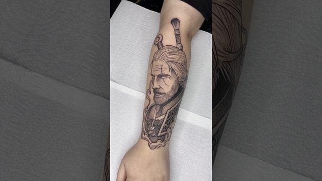 GERALT (THE WITCHER 3) TATTOO FEITA EM BLACKWORK