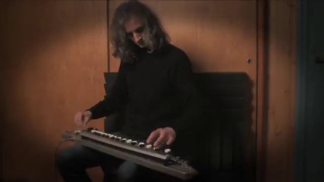 Bulbul Tarang string instrument from India - ( Shahi Baaja - Indian Banjo ) смотреть онлайн