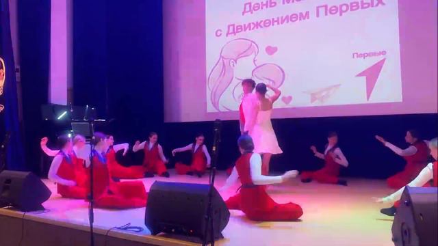 Танцевальный коллектив "Созвездие"