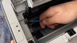 HP Laserjet p1102 siyah çıkarıyor. Quick fix of printer HP LaserJet P1102w black page.