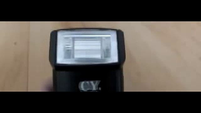 Внешняя вспышка R1 Flash Light в замедленном времени смотреть онлайн