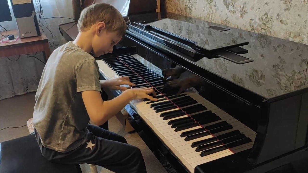 Захар Внутских, Й.Гайдн, соната Фа мажор, ч.2 (самостоятельная работа) смотреть онлайн