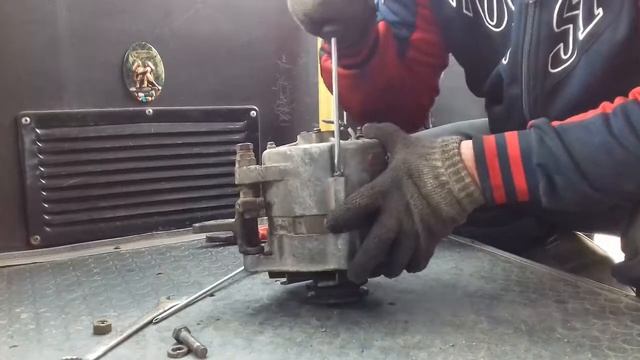 Замена подшипника генератора Паз Аврора смотреть онлайн