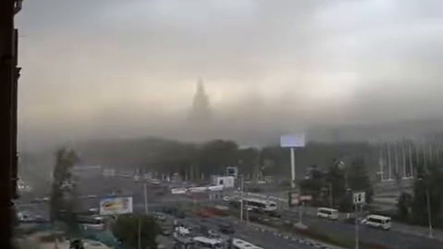 2011, 28 июля. Шквалистый ветер в ЮЗАО (Ломоносовский, просп. Вернадского). смотреть онлайн