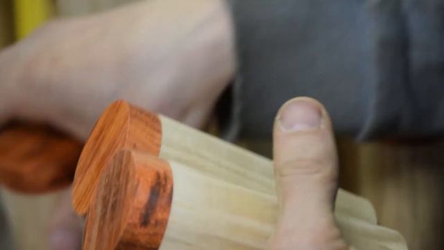 Парковка для наручных часов - A wristwatch stand
