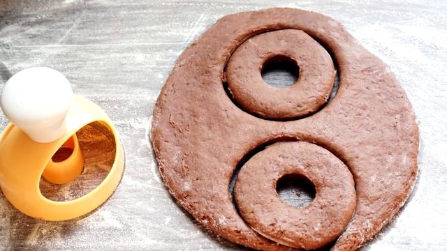Пончики. Пышные, шоколадные. Домашний рецепт
