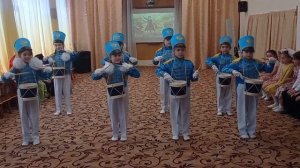 танец "Барабанщиц"