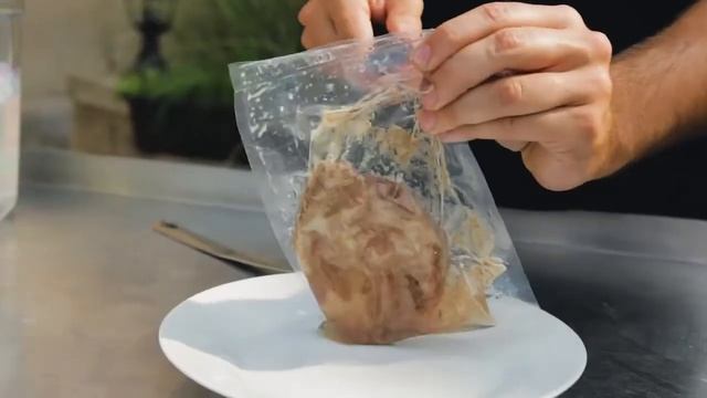 Для чего нужны шарики при готовке в сувид? смотреть онлайн