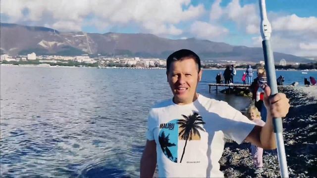 SUPSURFING в Геленджике. Прогулка на сапах 2 января 2021 года. смотреть онлайн