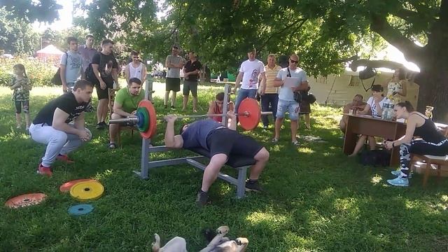 Жим штанги лёжа 100 кг на 26 повторений смотреть онлайн