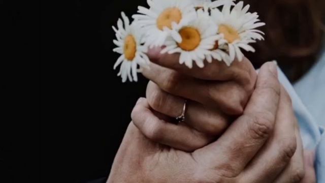 Толпились люди возле входа в рай...Ирина Самарина-Лабиринт🙏🙏🙏Читает Раиса Самирова. смотреть онлайн