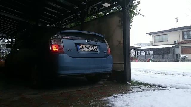 2009 Toyota Prius 1.5 Hybrid / Cold Start смотреть онлайн