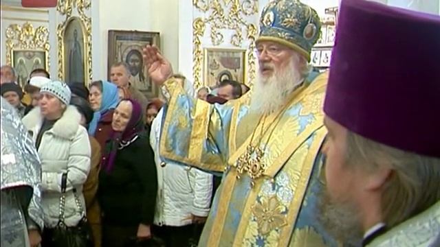 Православные отмечают праздник Покрова