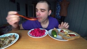 МУКБАНГ/АСМР ЖАРЕНАЯ КУРИЦА/ САЛАТ-ВИНЕГРЕТ/ БУТЕРБРОДЫ-соус 3 удар/ EATING/ASMR/Mukbang#330