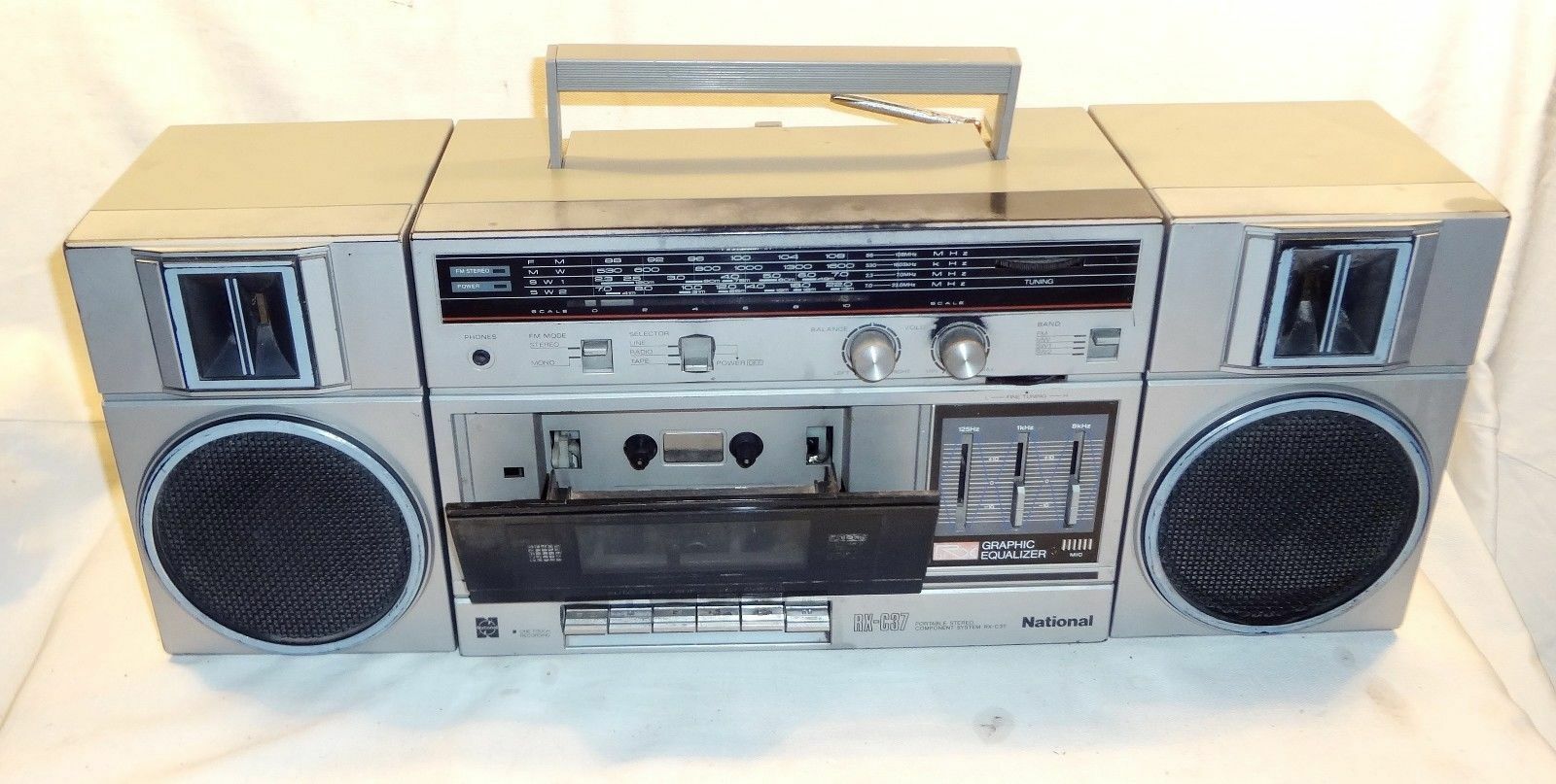 Vintage 1975 года выпуска  National Rx-C37 Radio Cassette Recorder - Japan.