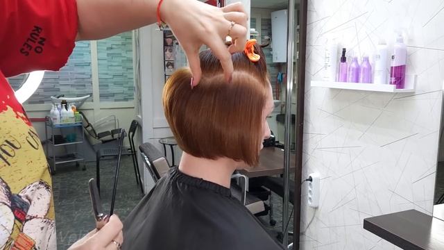 Стрижка на среднюю длину волос / текстурная стрижка / боб / Women haircut смотреть онлайн