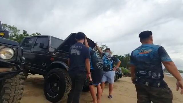 BORNEO SUZUKI JIMNY CLUB (1st gathering @ Tg.Aru Beach Sabah Malaysia.) смотреть онлайн
