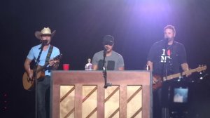 Luke Bryan Dustin Lynch Randy Houser FarmBorough Festival NYC 2015