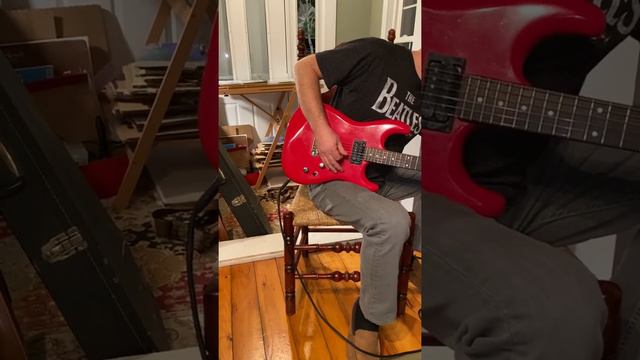 Squier Modern Stratocaster 1985 MIJ смотреть онлайн