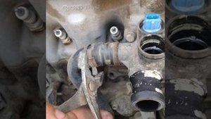 Замена патрубка и тройника на Volkswagen passat b3