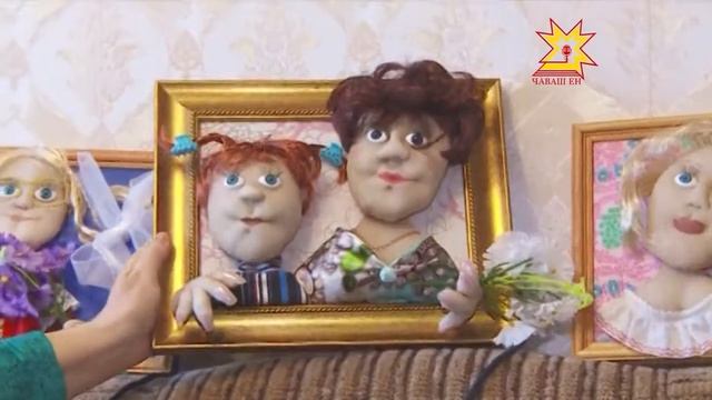 Синтепон, проволока, куски ткани и фурнитура... смотреть онлайн