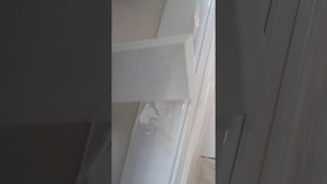 Примыкание плинтуса к наличнику двери