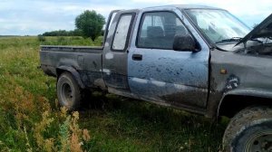 Обзор Toyota HILUX 1991 года. Лучшая машина для копа?