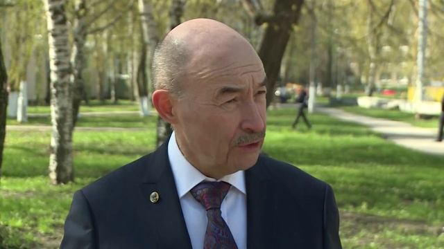 У медуниверситета высадили аллею в честь доноров