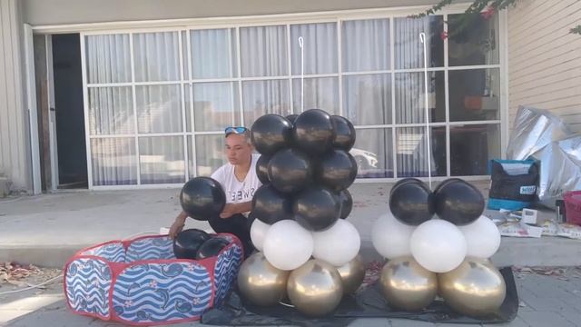 Как сделать стойку из воздушных шаров на каркасе