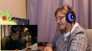 РЕАКЦИЯ МАМЫ НА [Даня Милохин & Мумий Тролль - Башня (Премьера клипа _ 2021)]