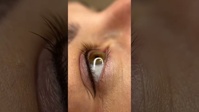 Перманентный макияж век (Межресничка) - Makijaż permanentny powiek (Międzyrzecz) смотреть онлайн