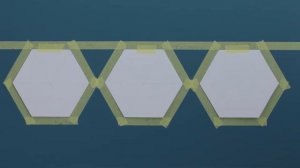 DULUX. Как нарисовать декоративные соты на стене