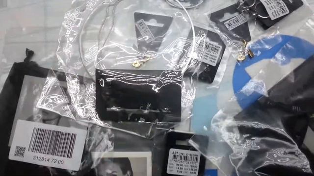 7222 Бижутерия Pilgrim сток 1 пак 50 шт.1.5€ смотреть онлайн