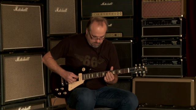 Gibson Les Paul Studio '60s Tribute • SN: 106811439 смотреть онлайн