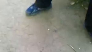 Парень блюёт от вида красавиц