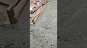 Заливка бетоном площадки перед домом,своими руками!