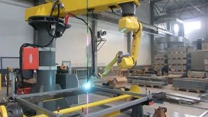 Роботизированная сварка створок ворот и уличных ограждений из оцинкованной стали роботом Fanuc ,Kuk