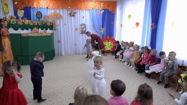 утренник в детском саду"Сказка" группы "Пчëлка" и "Ромашка" 2022 смотреть онлайн