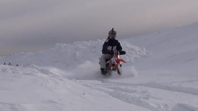 Гусеничный комплект на питбайке BSE-150 смотреть онлайн