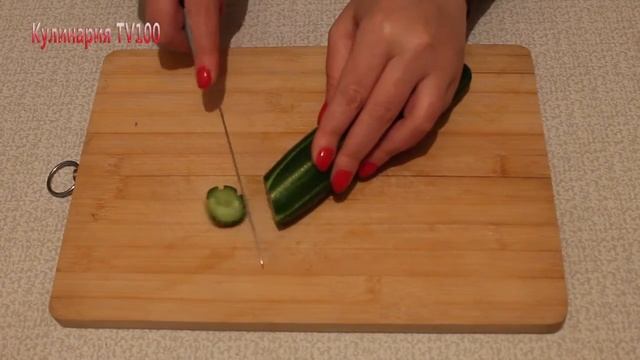 Как  красиво нарезать огурцы