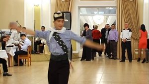 Танец на Крымскотатарской свадьбе. Крым. Красногвардейский район