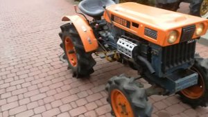Kubota 6000D 4x4 mini traktorek japoński do lasu. www.akant-ogrody.pl