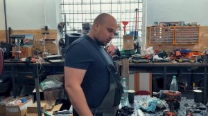 ЗАПЕРЛИ ПСИХОВ с УАЗом В Мастерской!