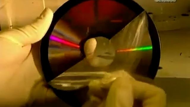 CD - диски... Как их делают? смотреть онлайн