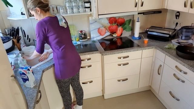 Будни многодетной мамы ???Натальи: прогулка ? ?? , уборка кухни,  готовка,  глажка белья ?