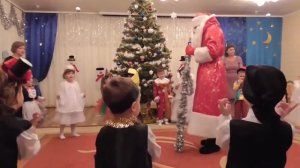 Хоровод с дедом Морозом