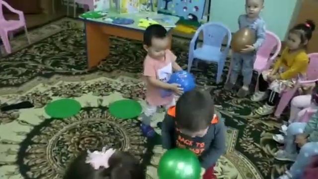 122 Ақ көгершін бб. 2 БАЛАУСА кіші топ. Балалармен қимылды ойын.
